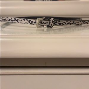 a black and white belt